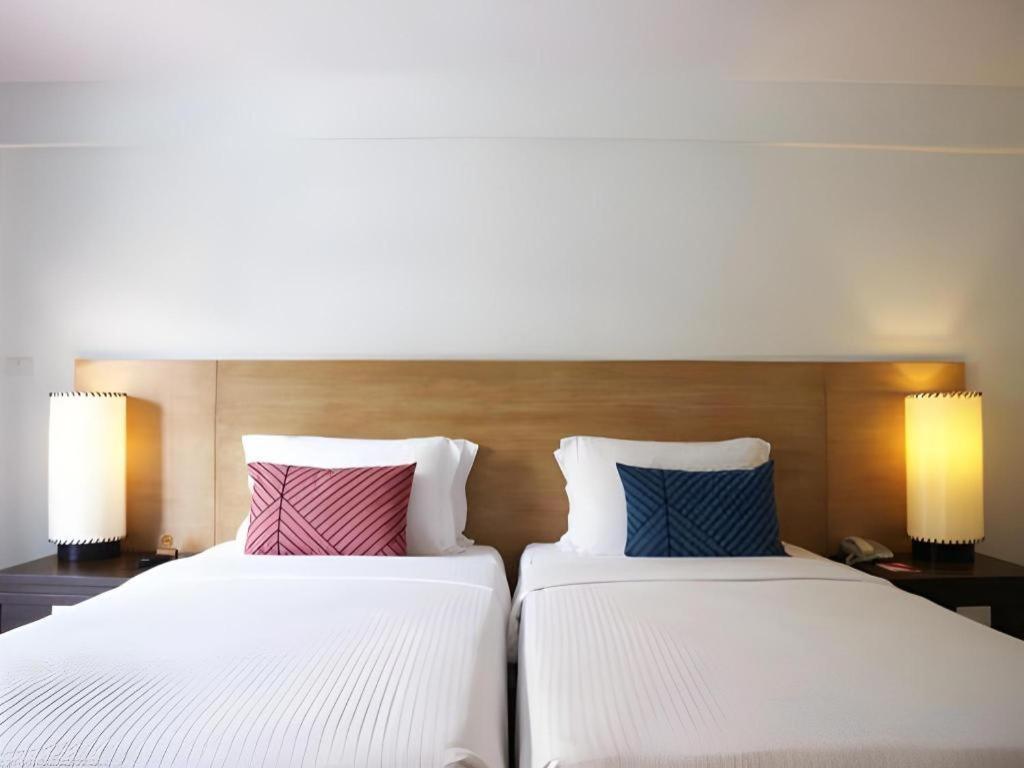 מלון Karon Ramada By Wyndham Phuket Southsea מראה חיצוני תמונה
